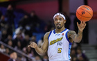 上海头号功臣！古德温34+7+12攻传一肩挑 完胜广厦FMVP24中8