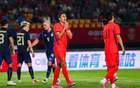 狂轰24脚！国足热身赛0-0泰国 张玉宁中柱 朱辰杰、武磊失良机